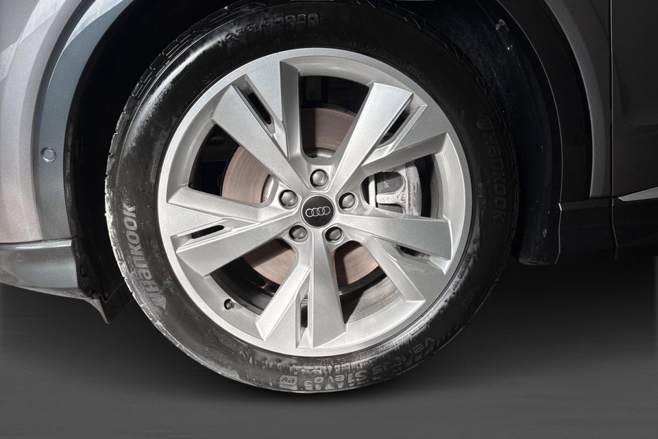 Audi Q4 e-tron 45 Progress 5d