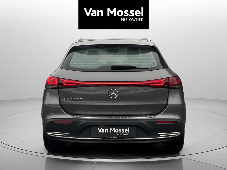 Mercedes EQA250 Progressive 5d