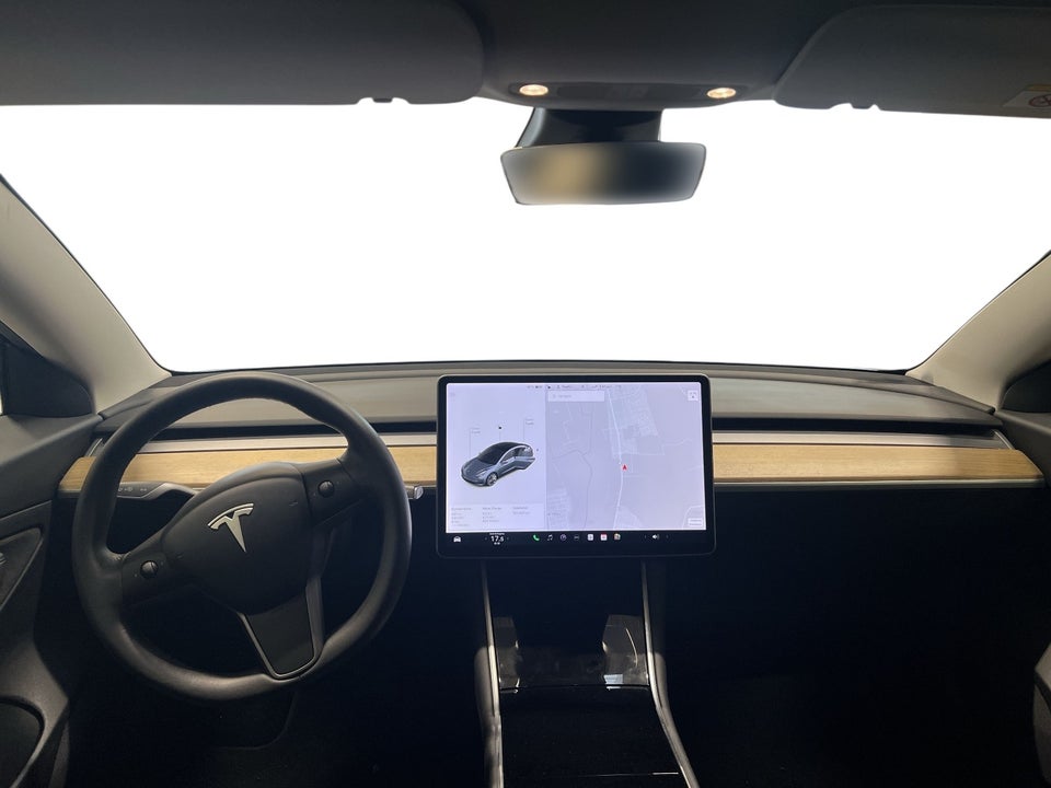 Tesla Model 3 Standard Range+ RWD 4d