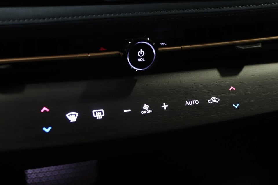 Nissan Ariya 87 Evolve Van 5d