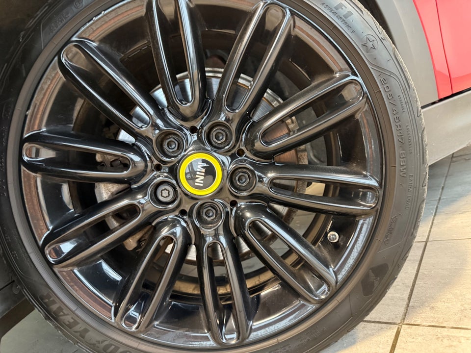 MINI Cooper SE Yours Trim 3d