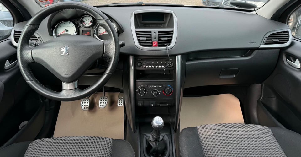 Peugeot 207 1,6 VTi Premium SW 5d