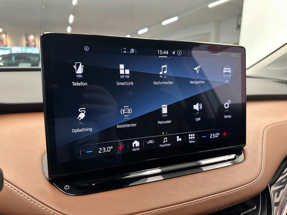 Skoda Enyaq 80x iV ecoSuite 5d