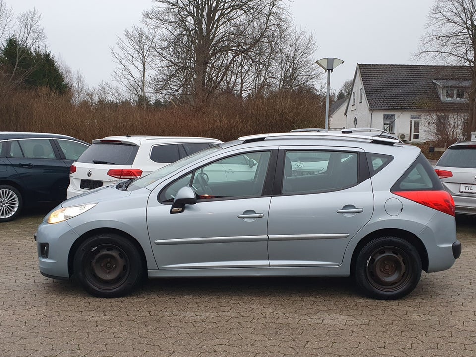 Peugeot 207 1,4 VTi Premium SW 5d