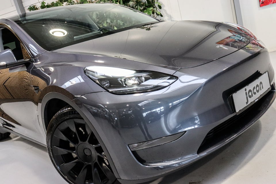 Tesla Model Y Long Range AWD 5d