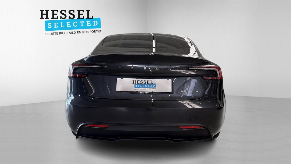 Tesla Model 3 Long Range AWD 4d