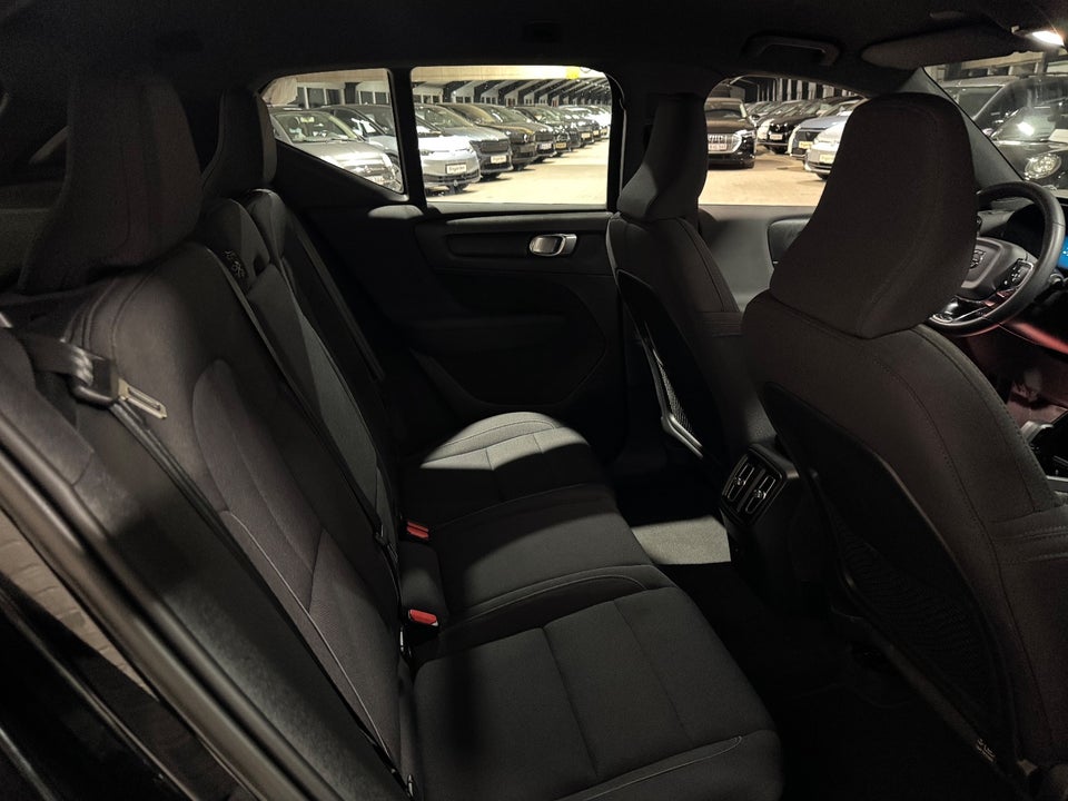 Volvo XC40 P6 ReCharge Core 5d