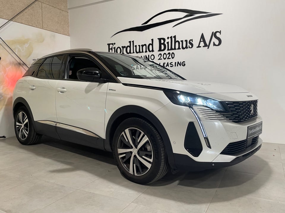 Peugeot 3008 1,6 Hybrid First Selection EAT8 5d