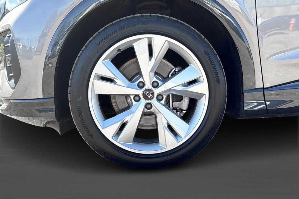 Audi Q4 e-tron 45 Progress 5d