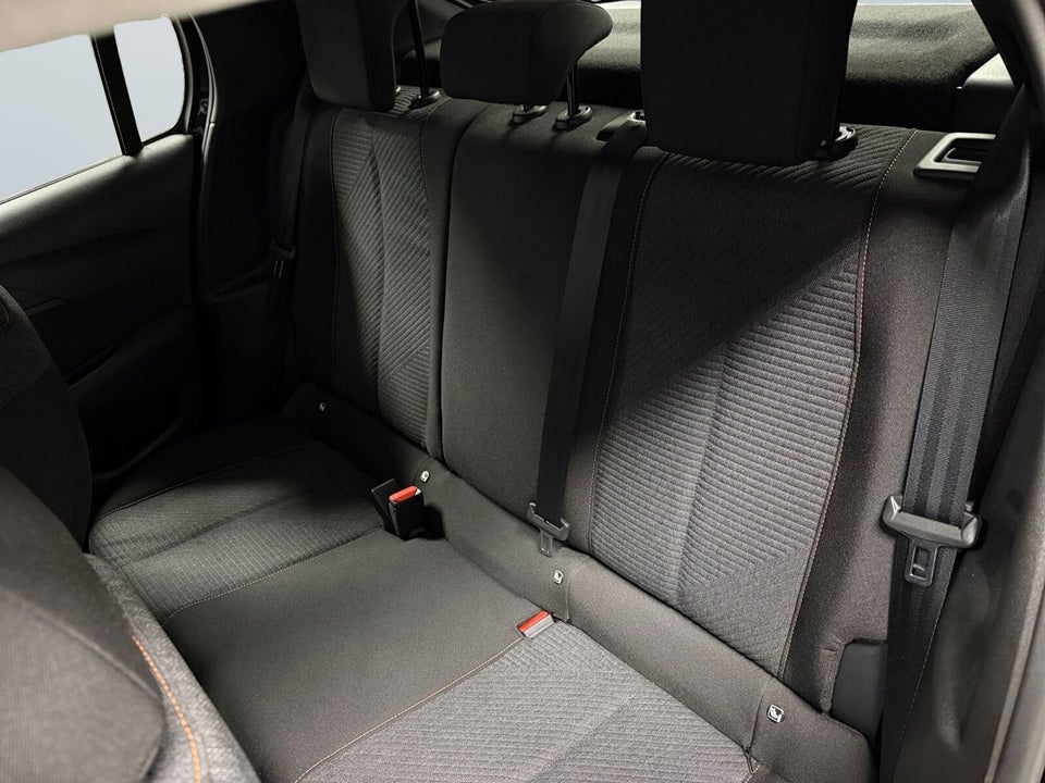 Peugeot e-208 50 Style 5d