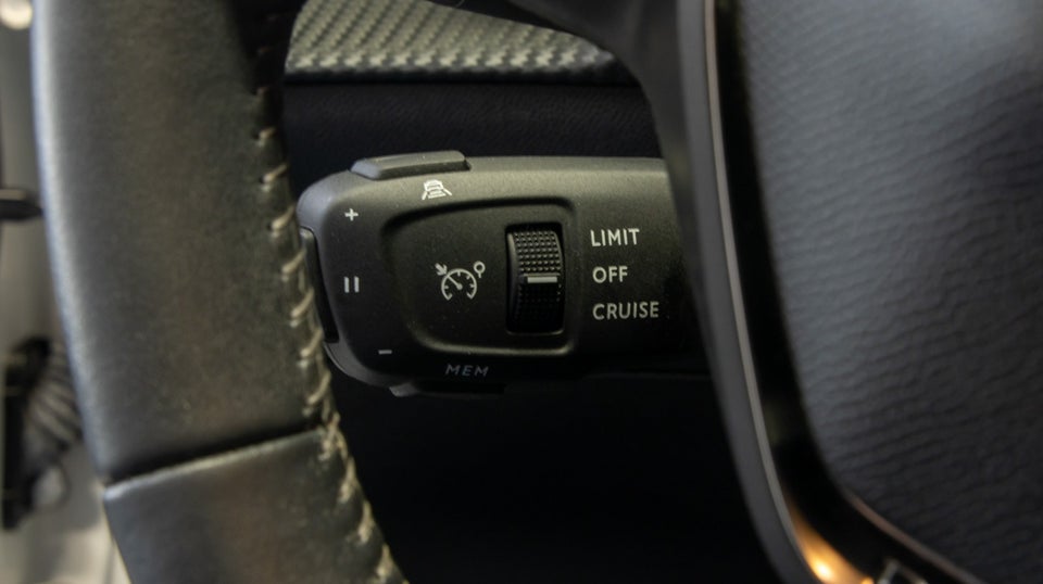 Peugeot 208 1,2 PureTech 100 Allure 5d