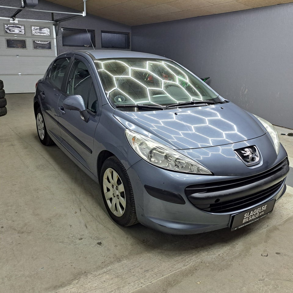 Peugeot 207 1,4 XR+ 5d