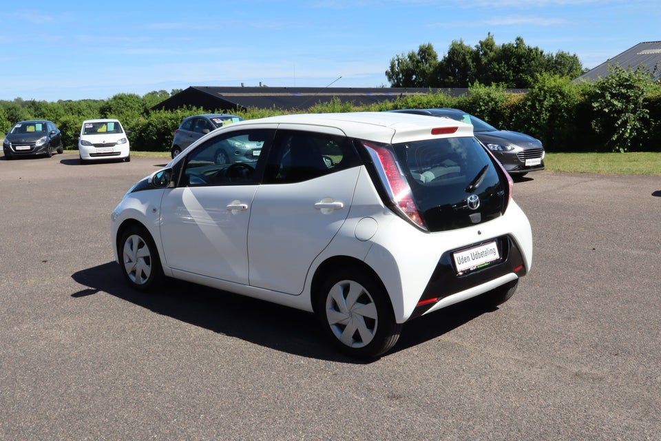 Toyota Aygo 1,0 VVT-i x-clusiv 5d
