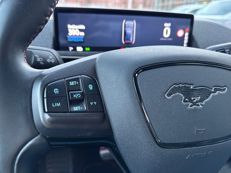 Ford Mustang Mach-E 75 Standard Range AWD 5d