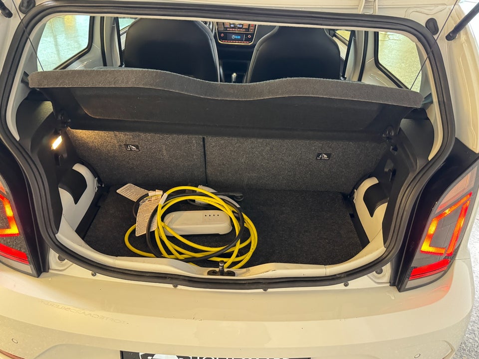 VW e-Up! Style 5d