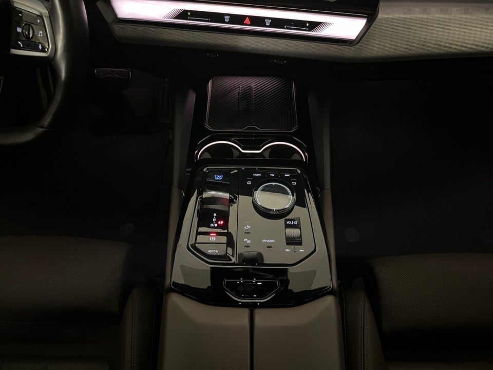 BMW i5 eDrive40 M-Sport 4d