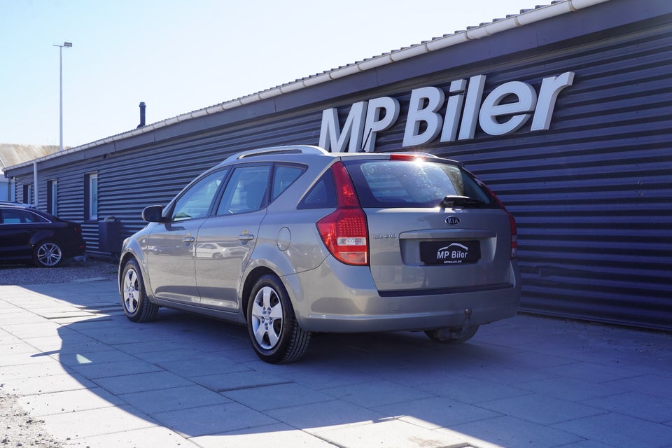 Kia Ceed 1,6 CVVT Active SW aut. 5d