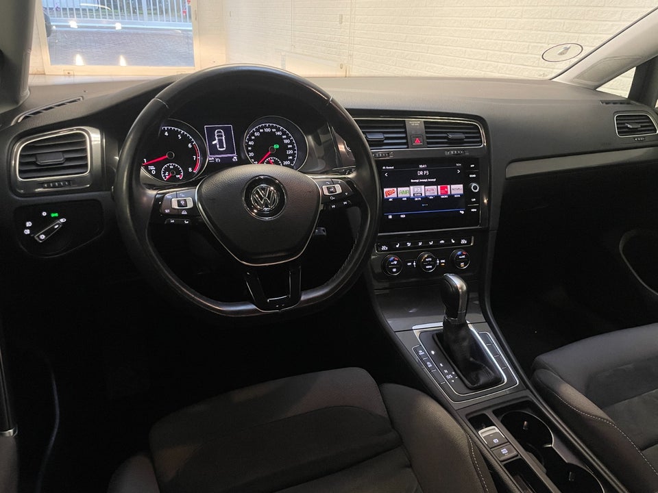 VW Golf VII 1,5 TSi 130 Comfortline Variant DSG Van 5d