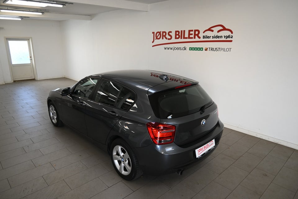 BMW 118i 1,6 Sport Line aut. 5d