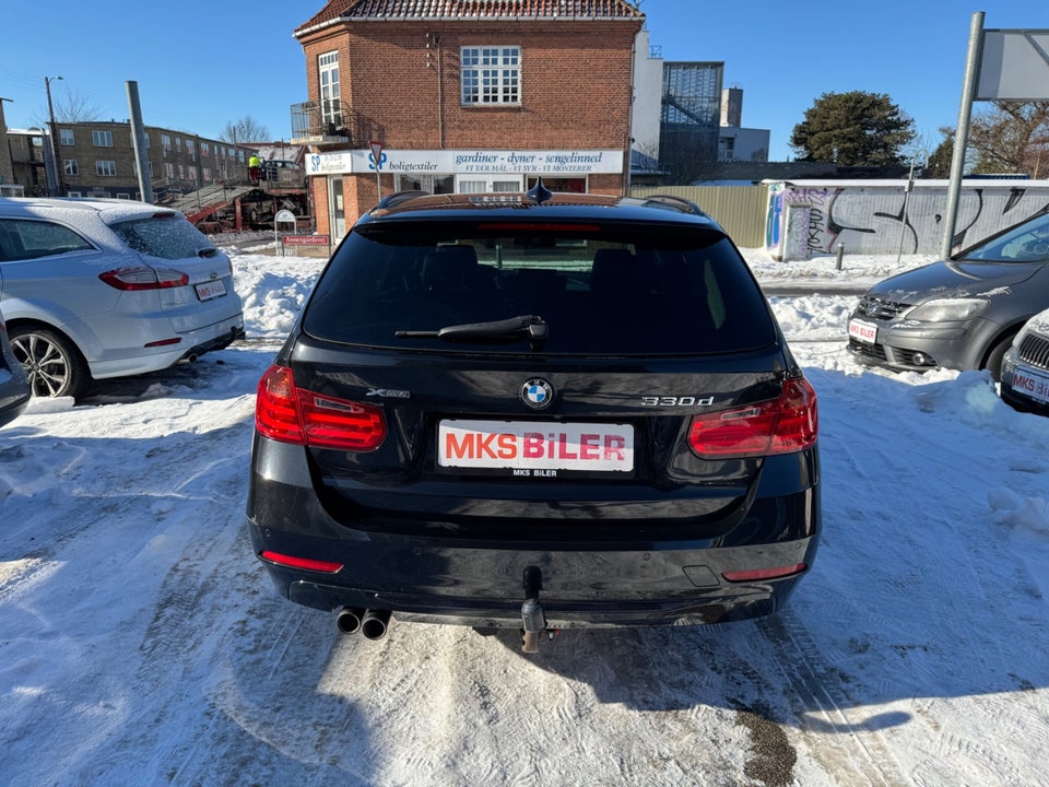 BMW 330d 3,0 Touring xDrive aut. 5d