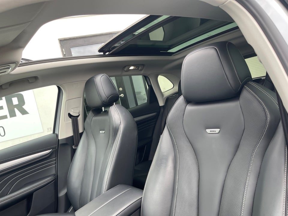 MG Marvel R Luxury 5d