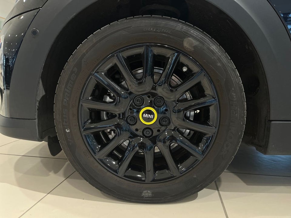 MINI Cooper SE Edition Premium Plus 3d