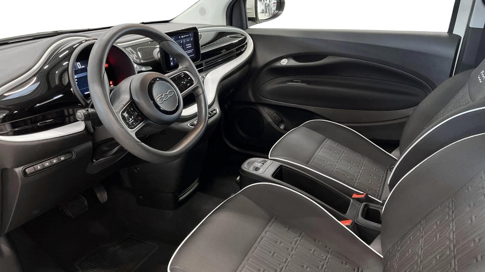 Fiat 500e 24 Action 3d