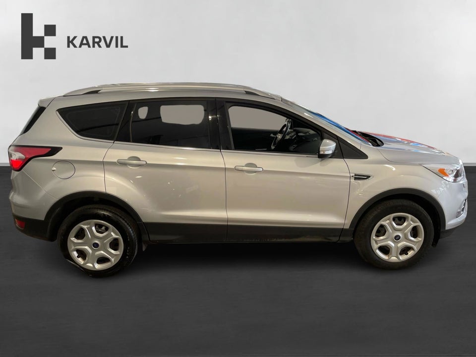 Ford Kuga 1,5 TDCi 120 Trend+ Van 5d