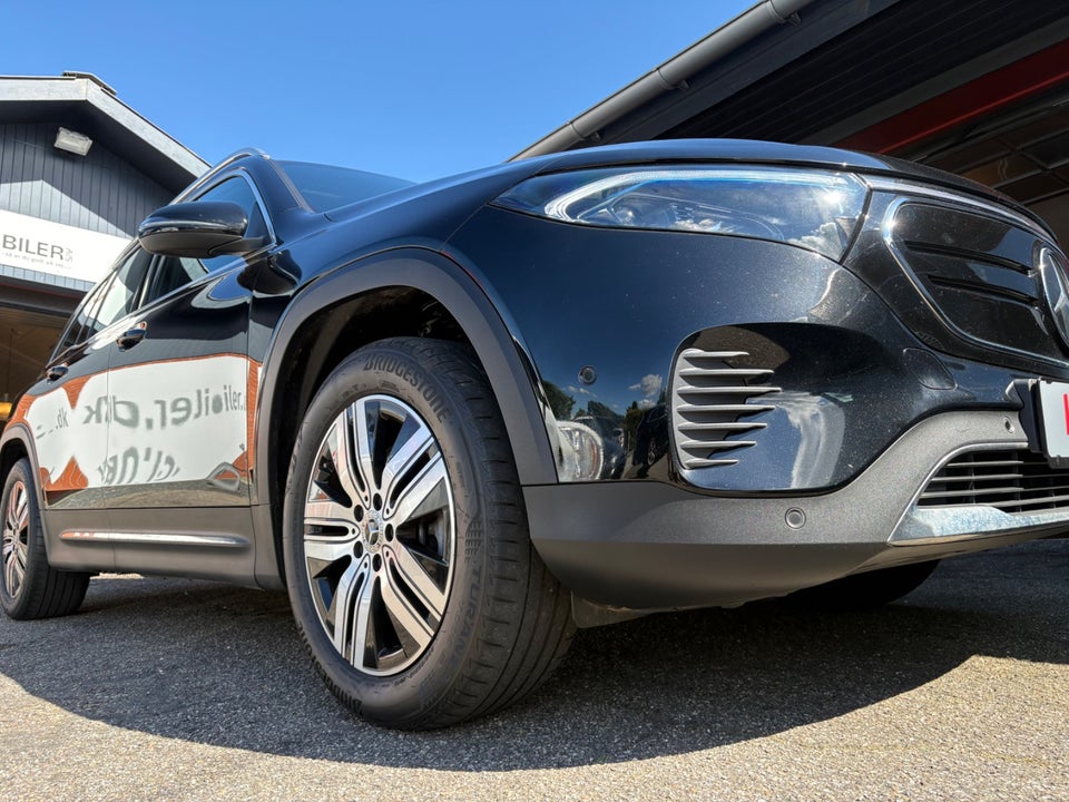 Mercedes EQB250 Progressive 5d
