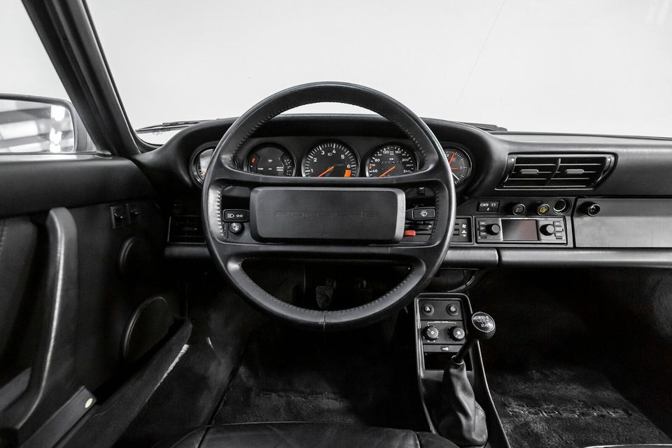 Porsche 911 3,2 Carrera Coupé 2d