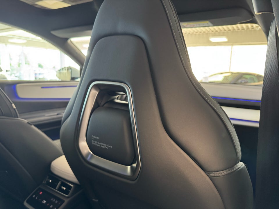 Polestar 4 Long Range AWD 5d