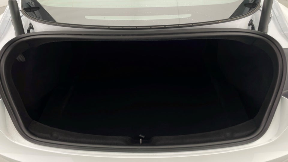 Tesla Model 3 RWD 4d