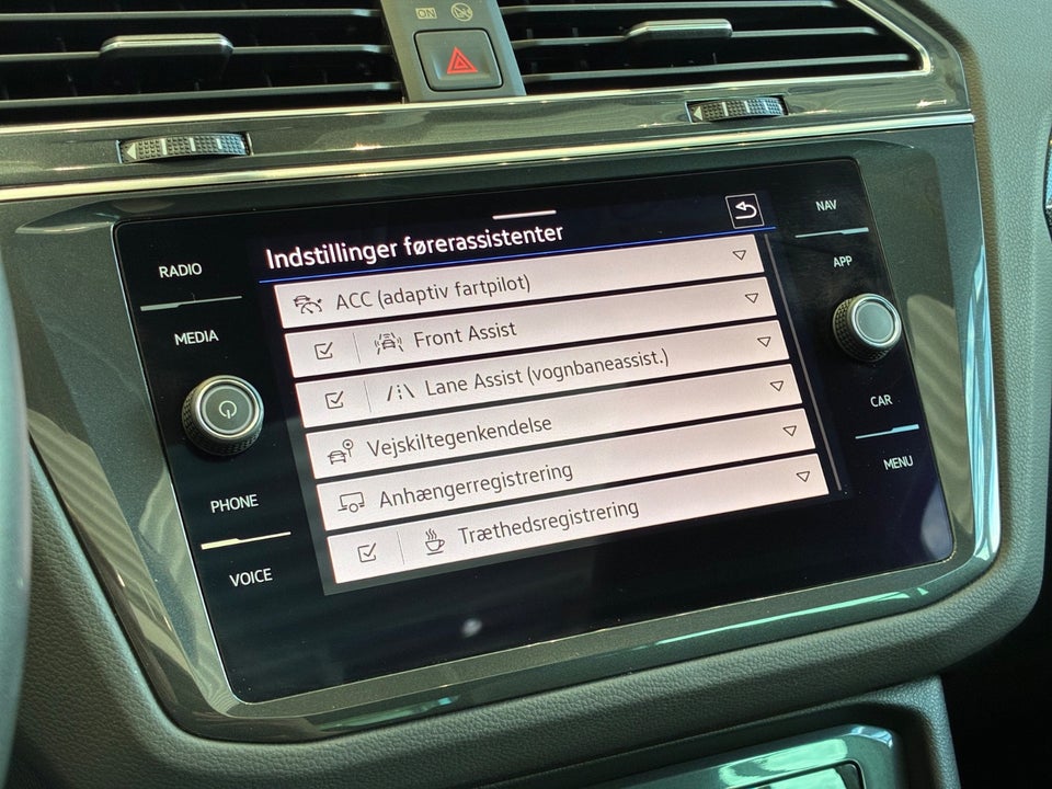 VW Tiguan 1,4 eHybrid Elegance DSG 5d