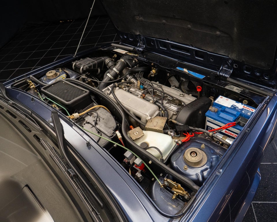 Lancia Delta 1,6 HF Turbo 5d