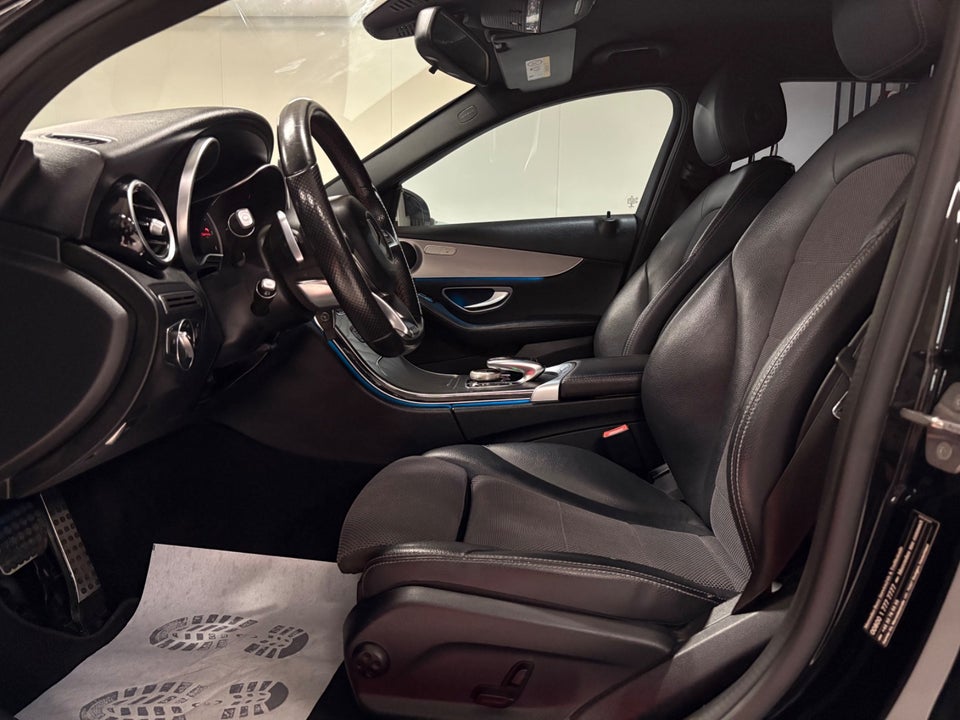 Mercedes C220 d 2,2 AMG Line stc. aut. 5d