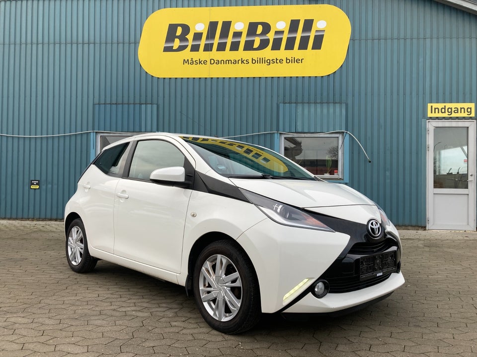 Toyota Aygo 1,0 VVT-i x-press 5d