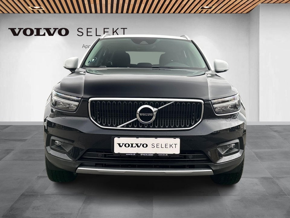 Volvo XC40 1,5 T3 163 Momentum aut. 5d