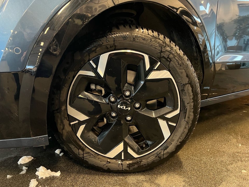 Kia Niro 64 EV Inspiration 5d