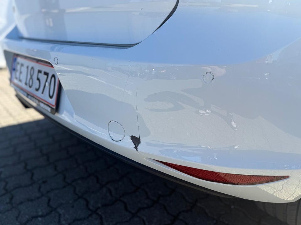 VW Golf VII 1,4 TSi 140 Highline DSG BMT 5d