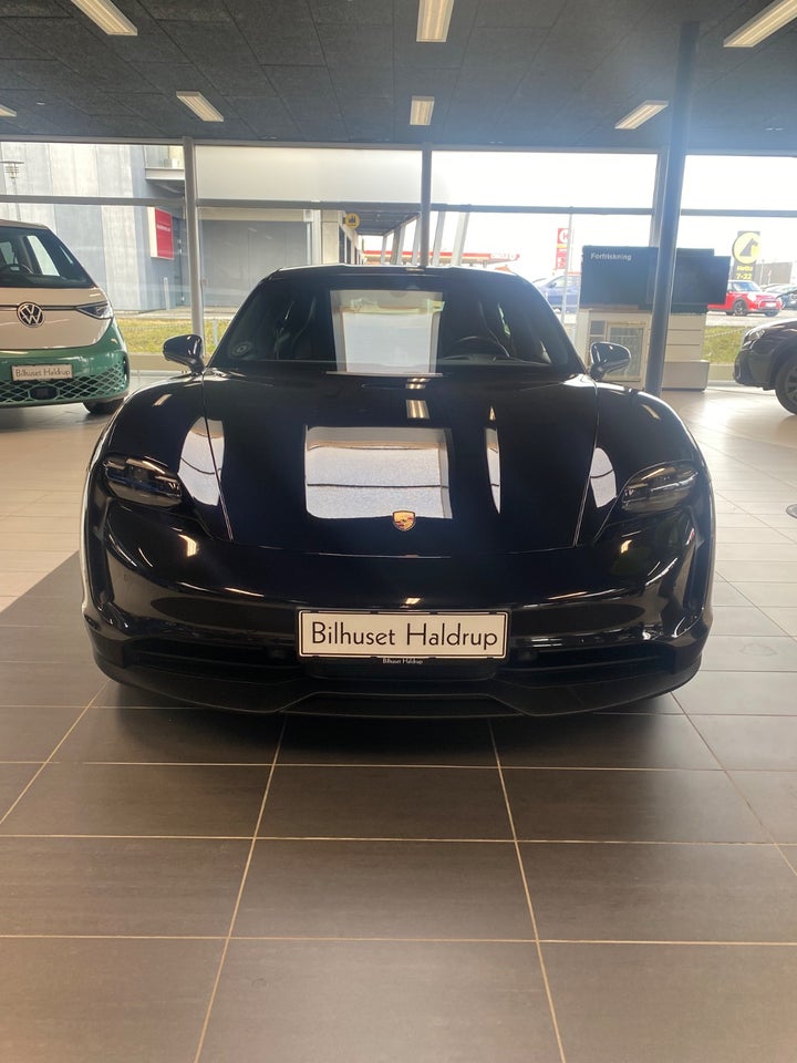 Porsche Taycan 4S Performance+ 4d