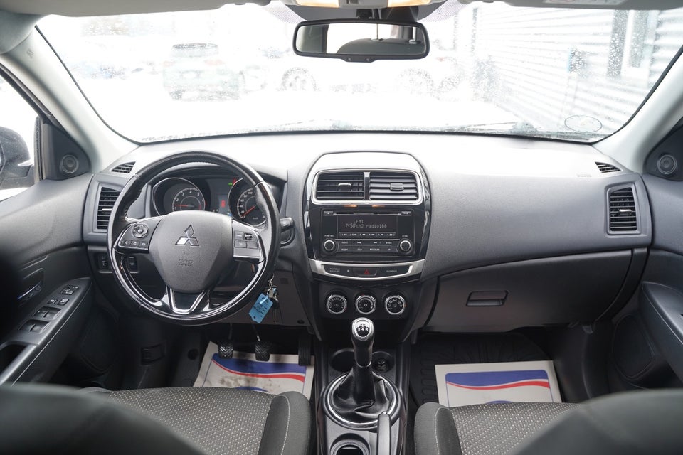 Mitsubishi ASX 1,6 Invite 5d