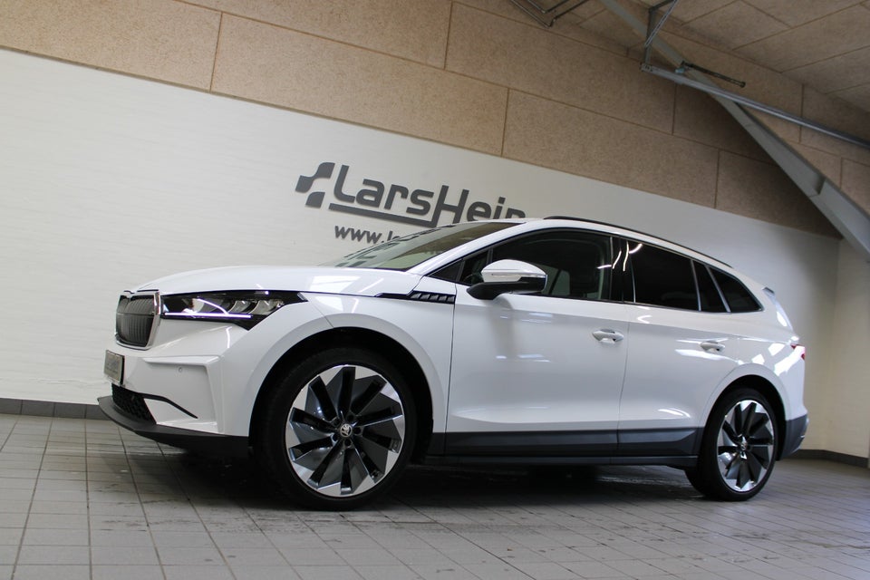 Skoda Enyaq 60 iV Loft 5d