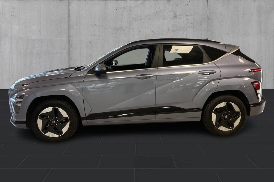Hyundai Kona 48 EV Essential 5d