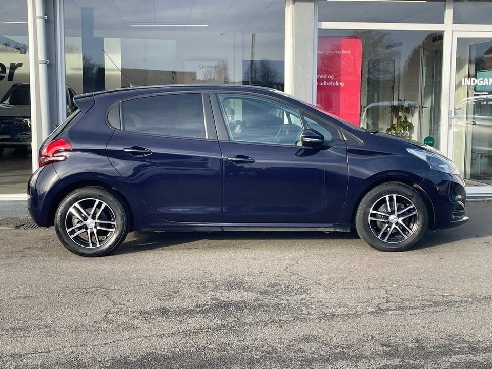 Peugeot 208 1,6 BlueHDi 100 Envy 5d