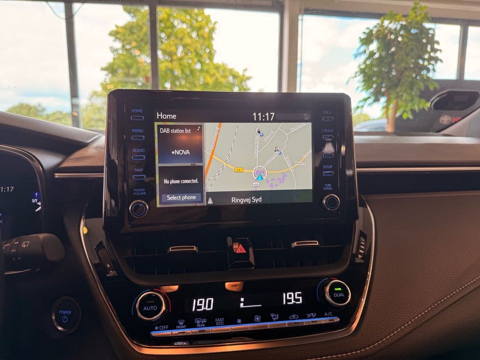 Toyota Corolla 2,0 Hybrid H3 Smart Touring Sports MDS 5d