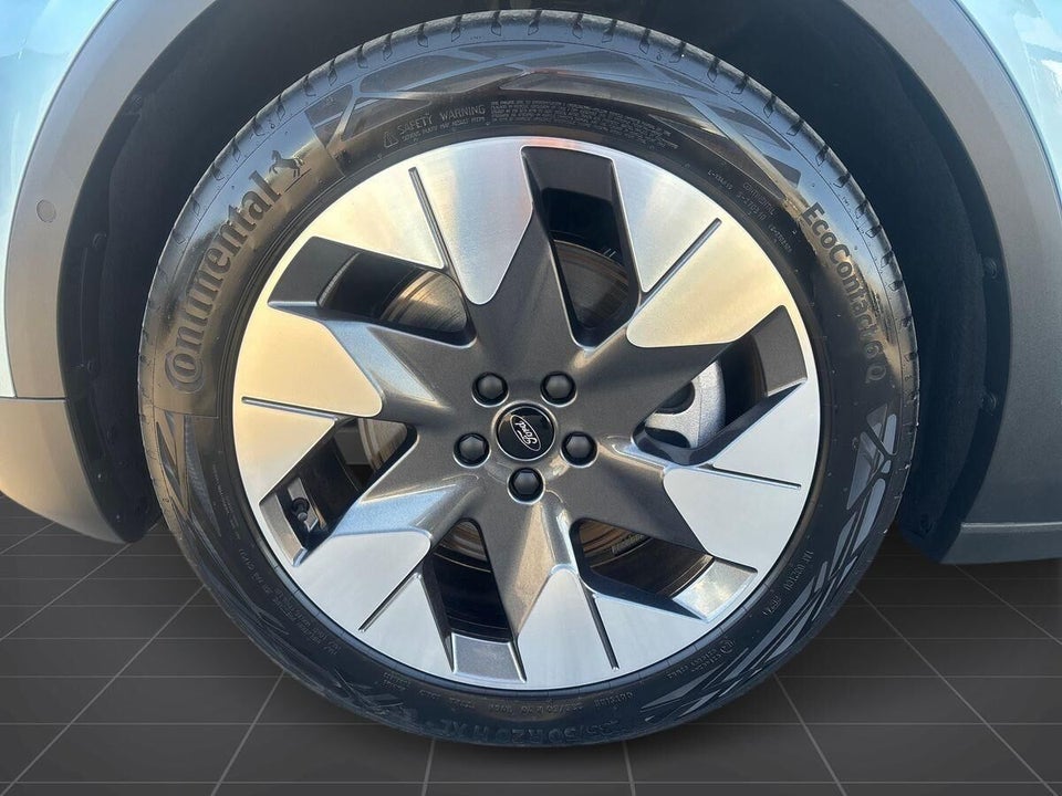 Ford Explorer 77 Premium Extended Range 5d