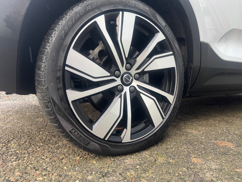 Volvo XC40 P8 ReCharge Twin Pro 5d