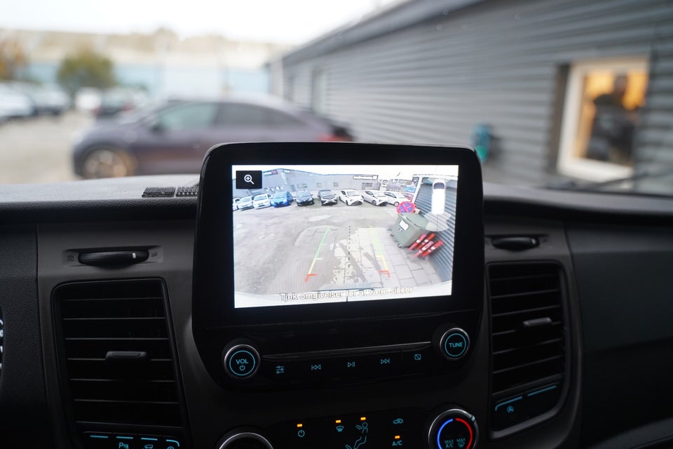 Ford Transit 350 L2 Van 2,0 TDCi 130 Trend H2 RWD