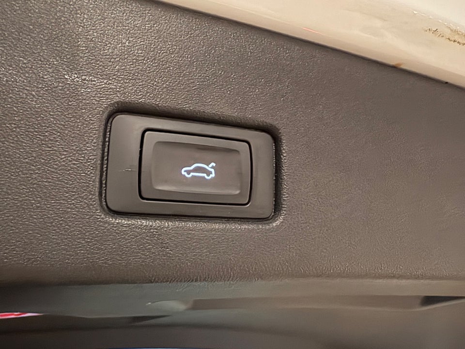 Audi Q4 e-tron 40 Advanced 5d