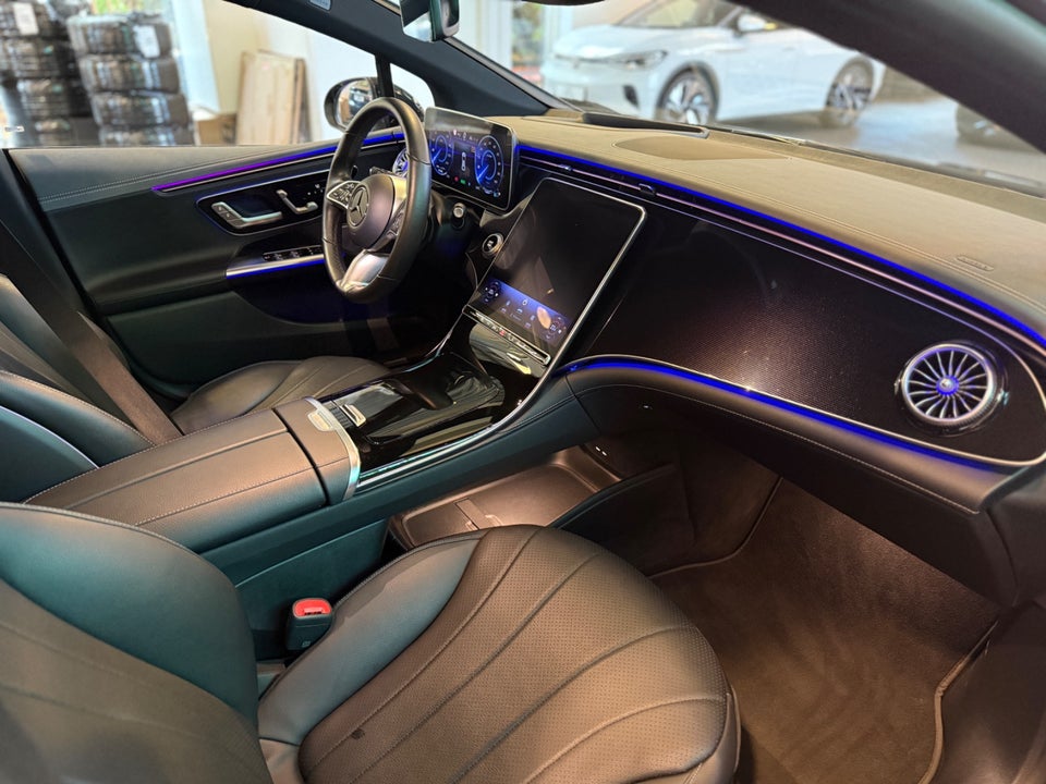 Mercedes EQE350 Electric Art 4d